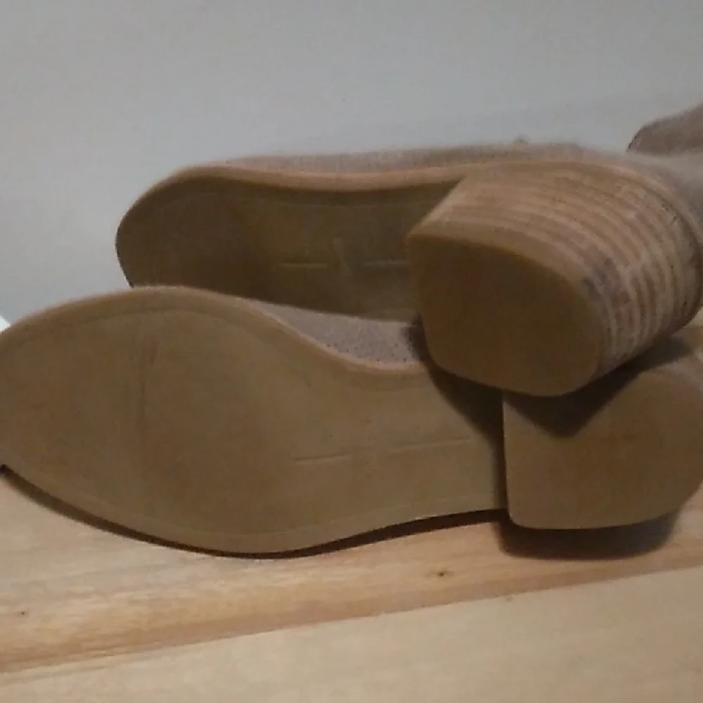 Stylish Tan Ankle Booties - Picture 7 of 7